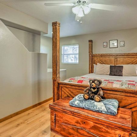 Lakeside Home With Game Room, Yard, Deck And Fireplace Пайнтоп-Лейксайд Екстериор снимка